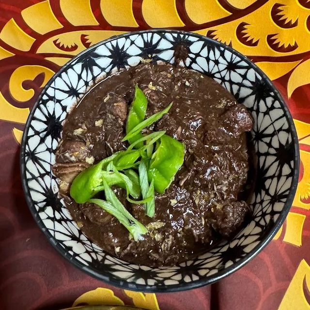 Dinuguan.